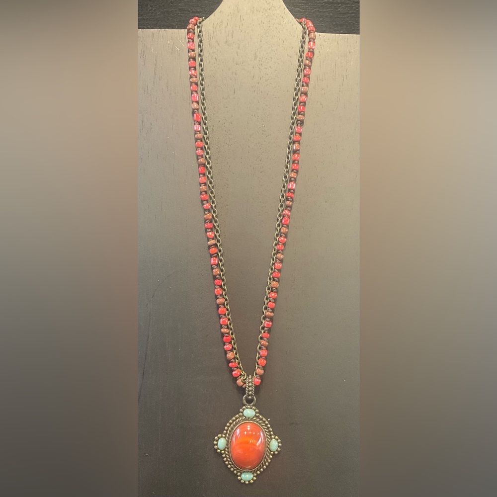 NR signed Vintage 2 Layer Chain & Bead Necklace W/pendant #370